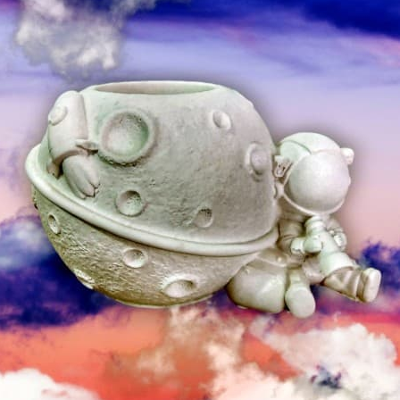 Moon and Astronaut Pen Holder - DK-027