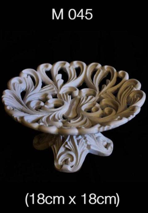 Plate with Lace Design - M045